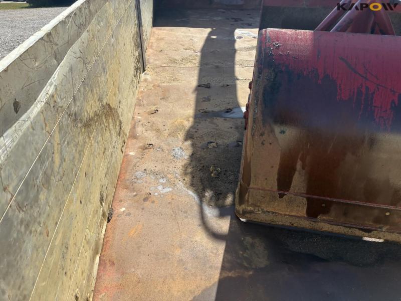 HMF 1560 K3 crane on skid steer 95