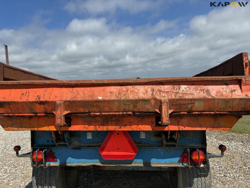High-dump truck 29