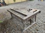 Planing bench with tools 5