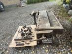 Planing bench with tools 8