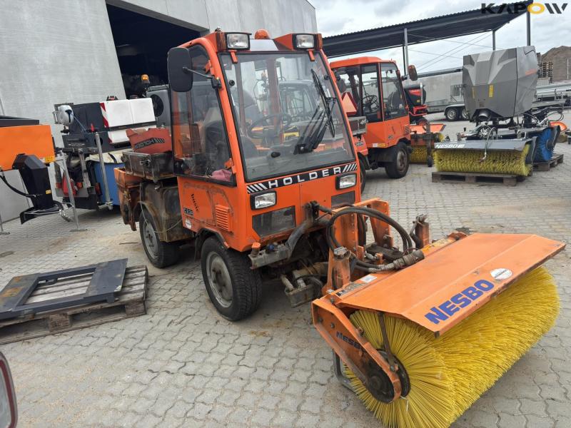 Holder C2 2.34 Basic with sweeper and salt spreader 3