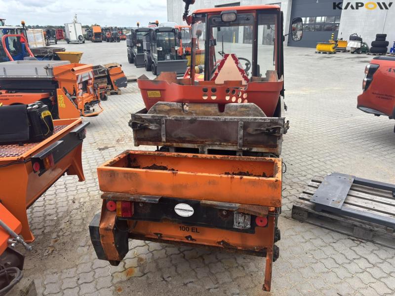 Holder C2 2.34 Basic with sweeper and salt spreader 6