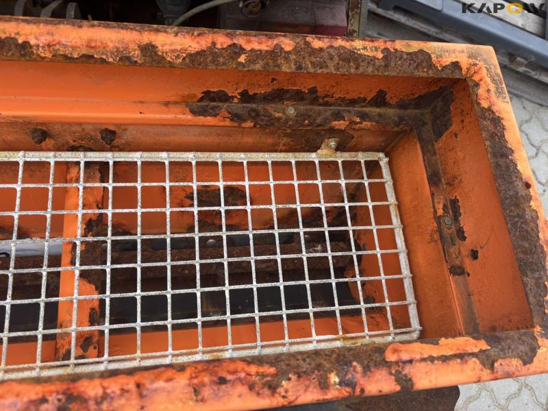 Holder C2 2.34 Basic with sweeper and salt spreader 49