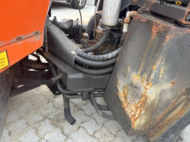 Holder C2 2.34 Basic with sweeper and salt spreader 71