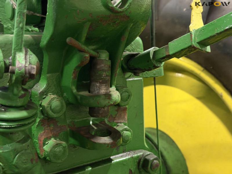 Holder tool carrier 27