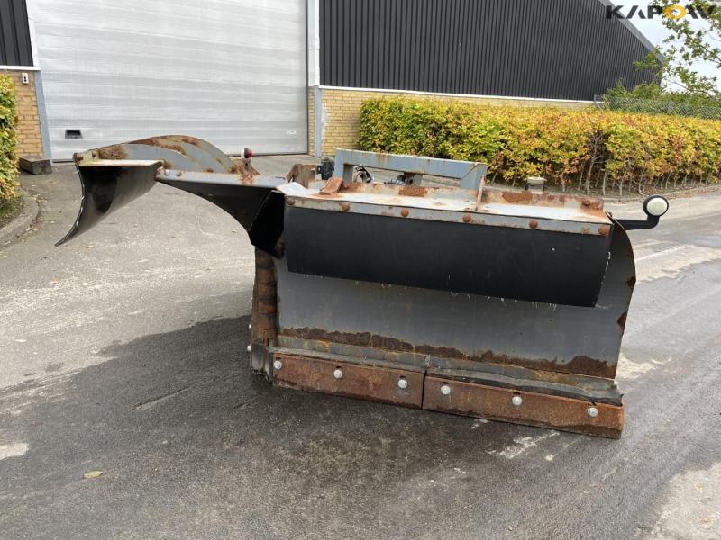 Holms PV-3.2 point plough 1