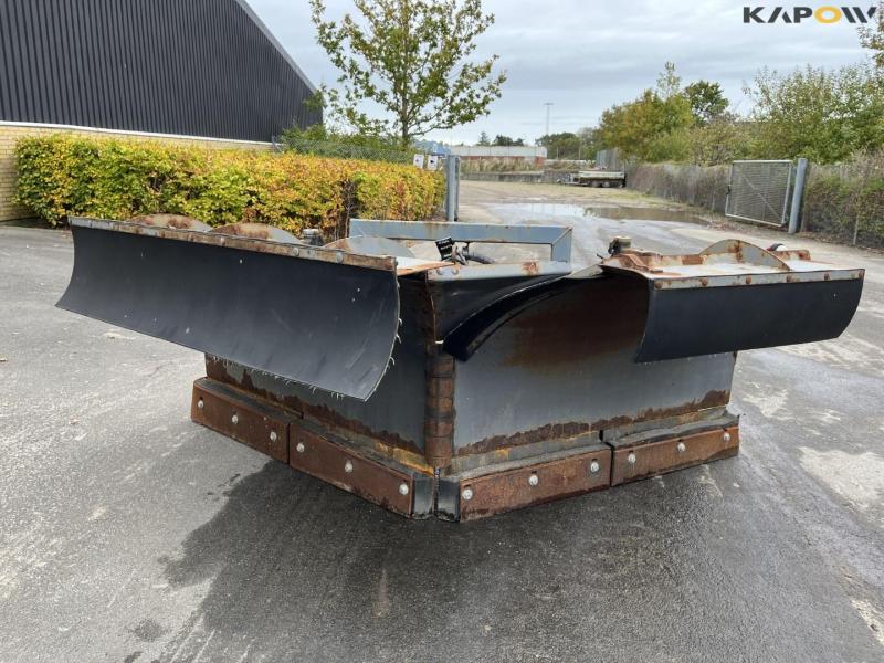 Holms PV-3.2 point plough 2