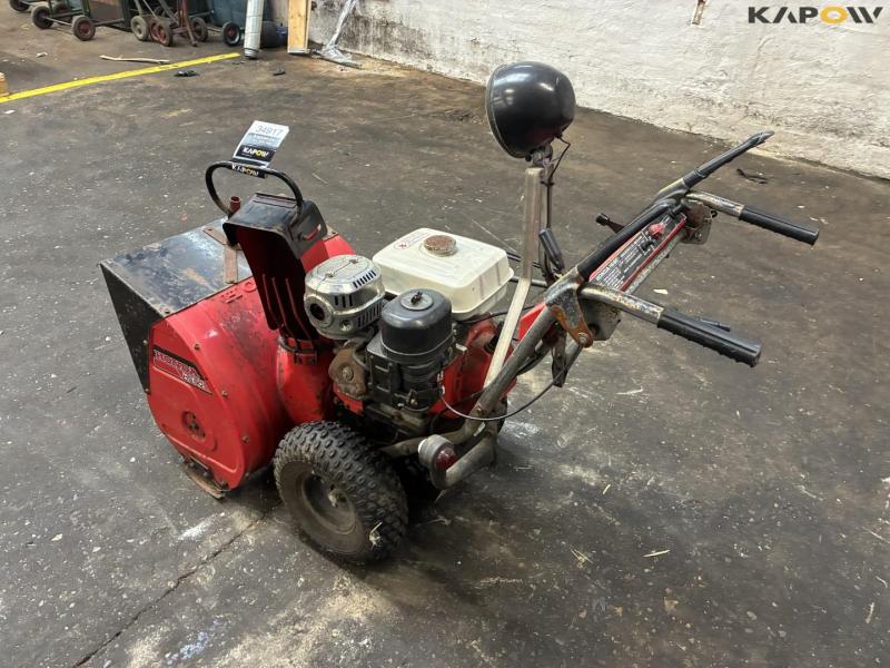 Honda HS80 snowblower 7