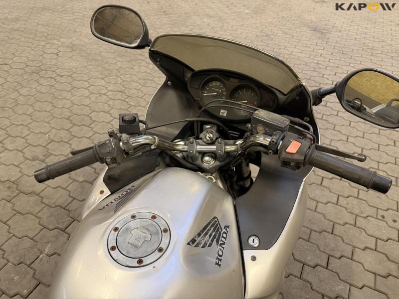 Honda RC47 motorcycle 26