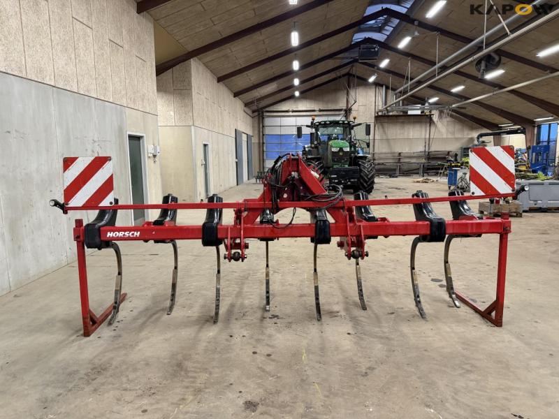 Horsch 8-tooth cultivator 2