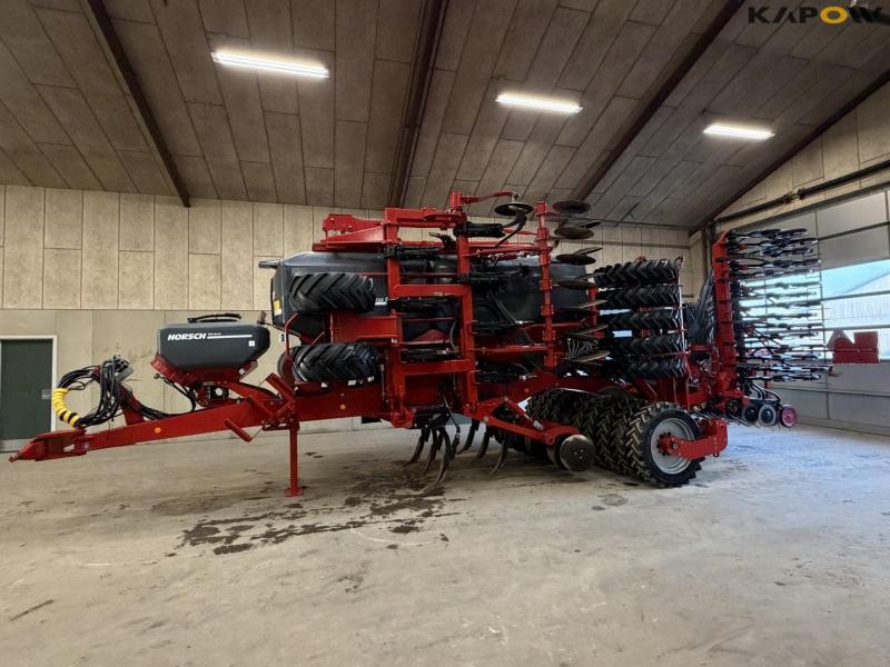 Horsch Focus 6 TD seed drill 8