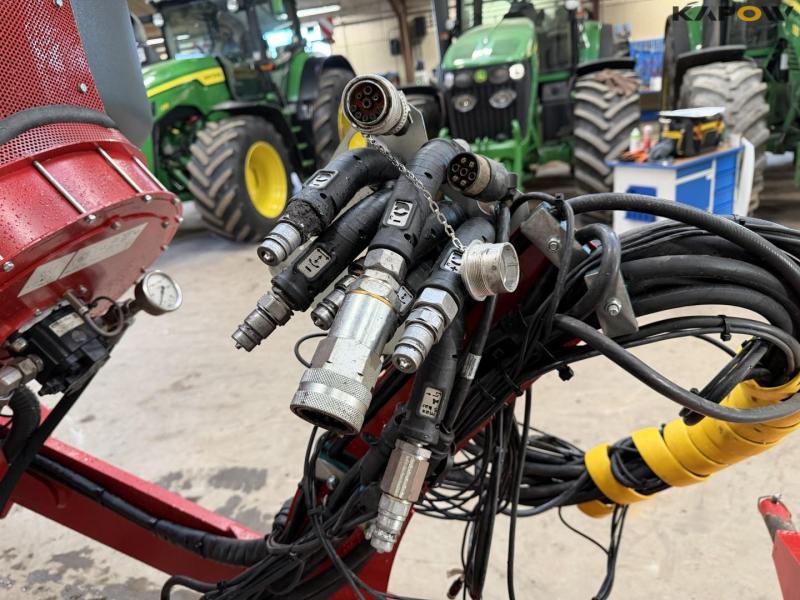 Horsch Focus 6 TD seed drill 14