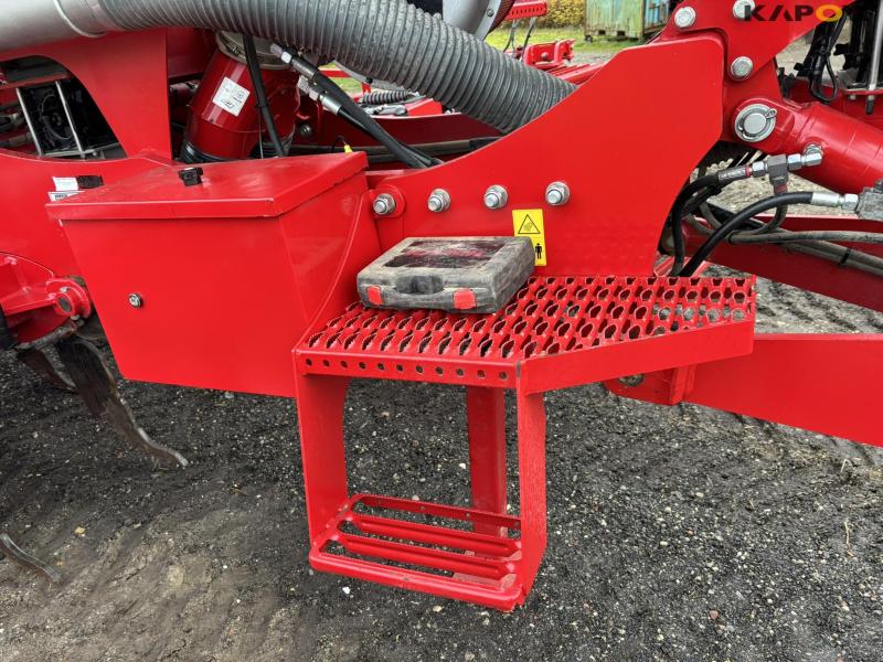 Horsch Focus 6TD with MiniDrill 18