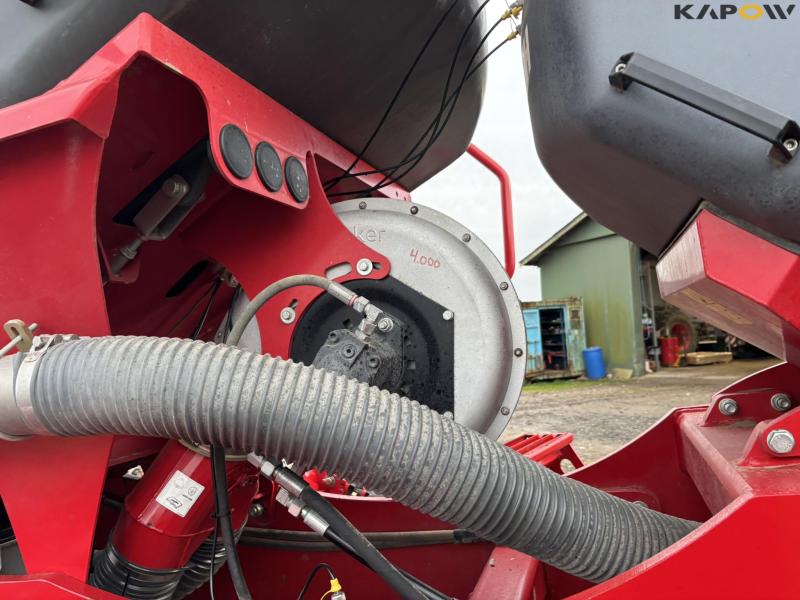 Horsch Focus 6TD with MiniDrill 19