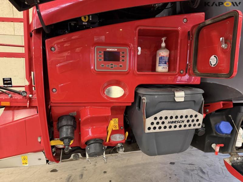 Horsch Leeb 8 GS 36 meter sprayer 39