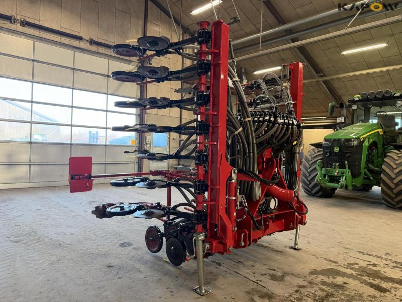 Horsch rapeseed equipment 3