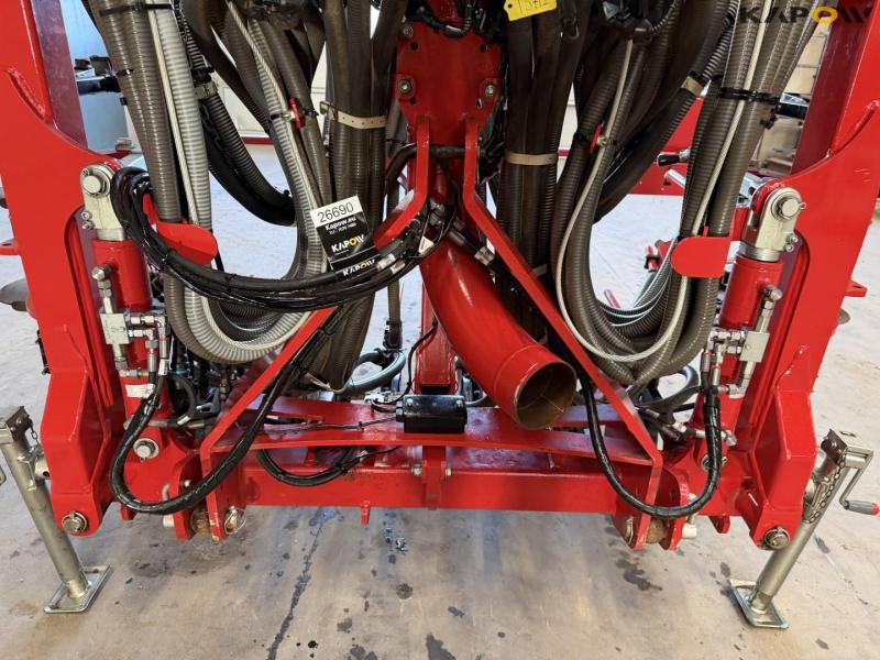Horsch rapeseed equipment 29