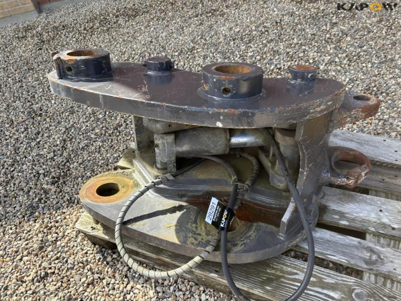 Quick hitch and Weld-on hitch 9