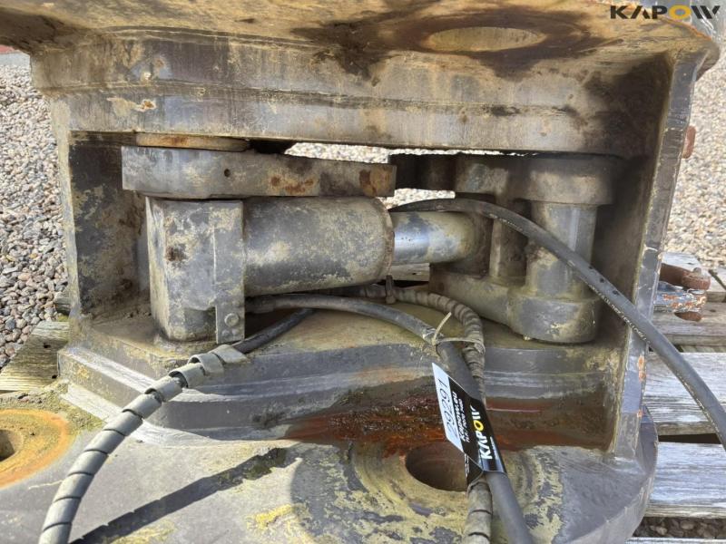 Quick hitch and Weld-on hitch 10