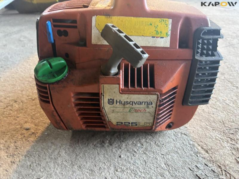 Husqvarna 225LD with hedge trimmer and sweeper 8