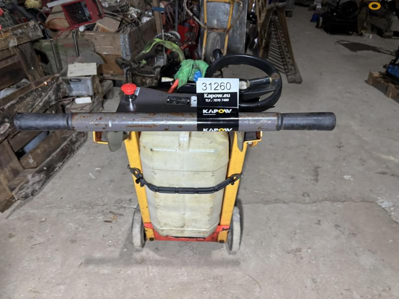 Husqvarna FS 400LV asphalt cutter 6