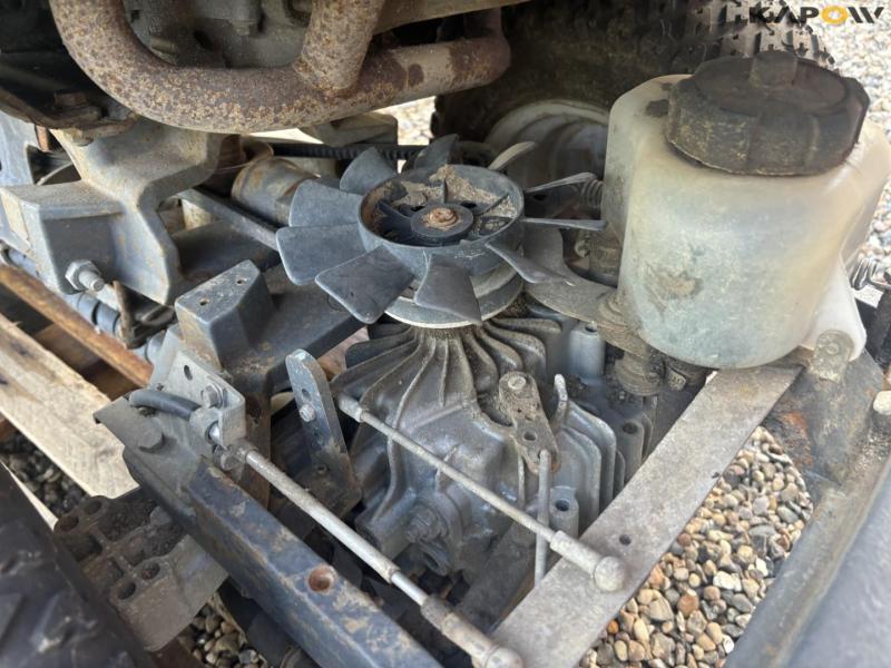 Husqvarna rider R316 AWD lawn mower 11