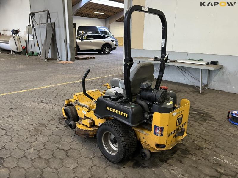 Hustler Fastrak SD lawn mower 7