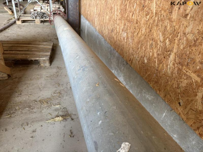 Hutchinson grain auger 8 meters 15