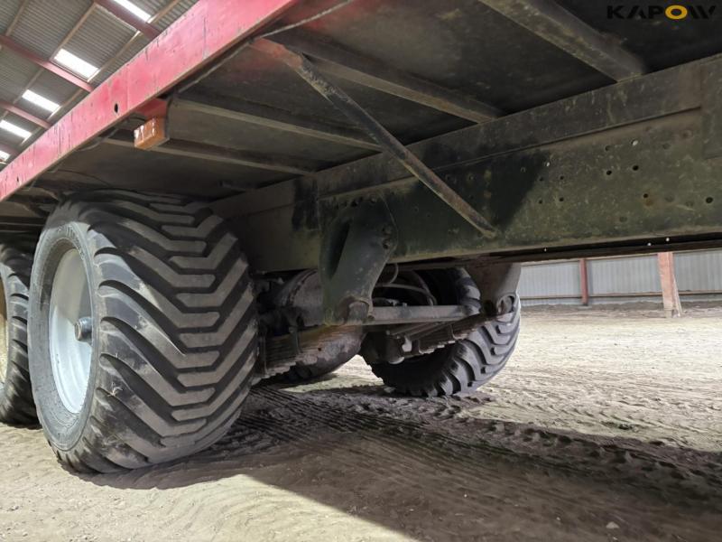 Hvamø straw wagon 23