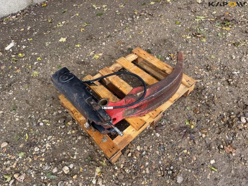 Hydraulic claw 3