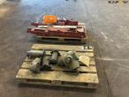 Hydraulics and gears 4