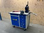 Hydraulic workshop trolley 1