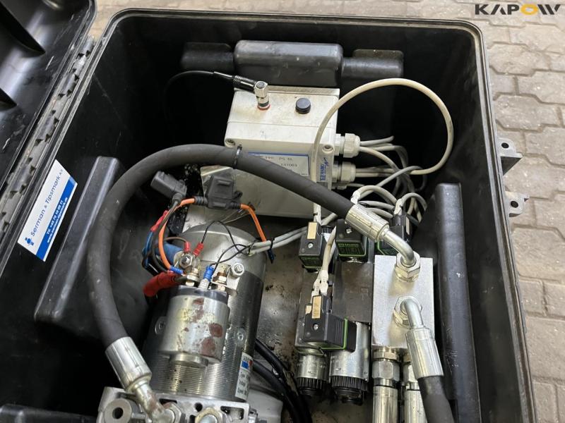 Hydraulic station for truck 10