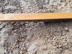 Hydraulic pallet forks with Volvo hitch 11