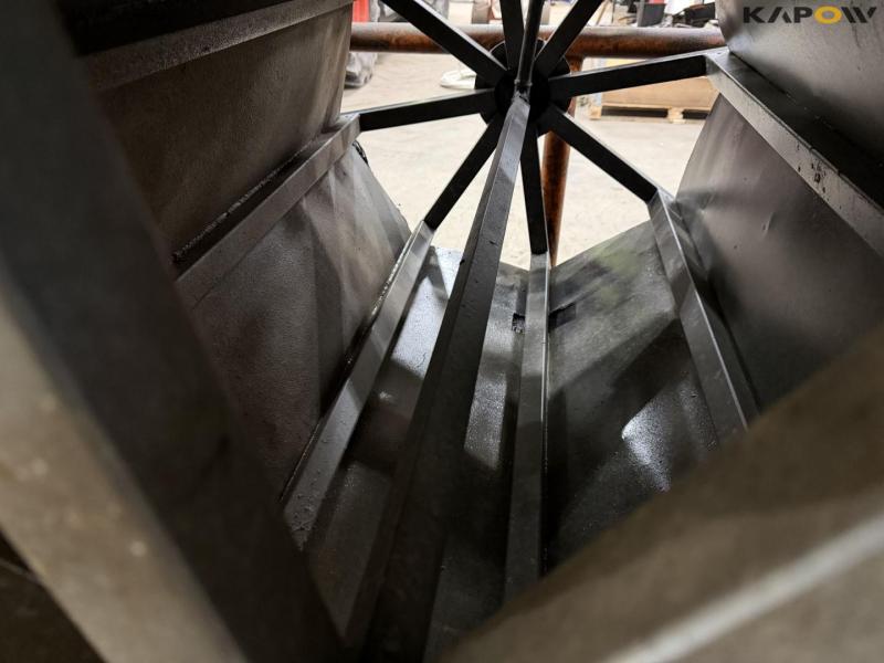 Hydraulic hose reel 21