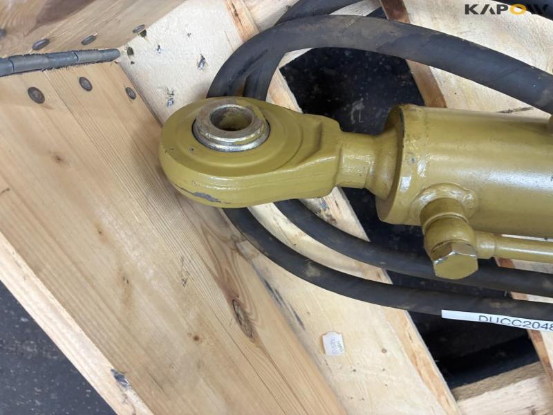 Hydraulic top link 14