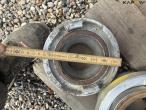 Hydraulically driven pump with 4