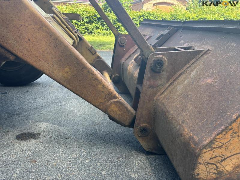 Hydrema 505 backhoe loader 14