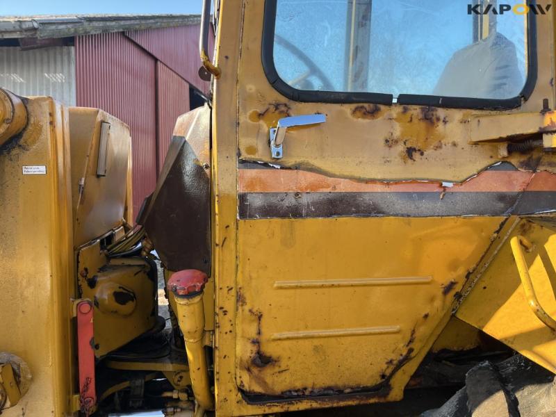 Hydrema 805 backhoe loader 12