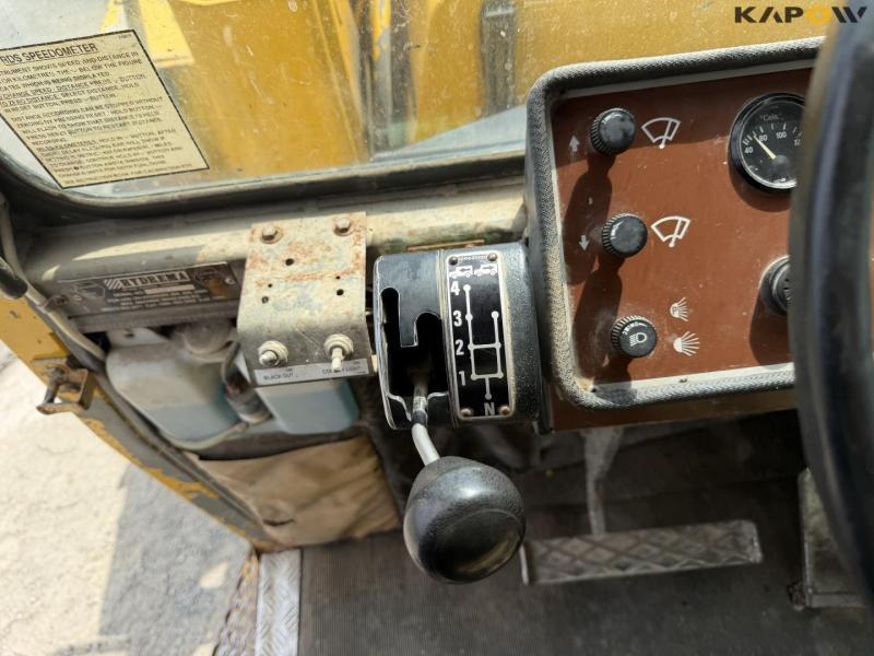 Hydrema 806 CLS backhoe loader 38