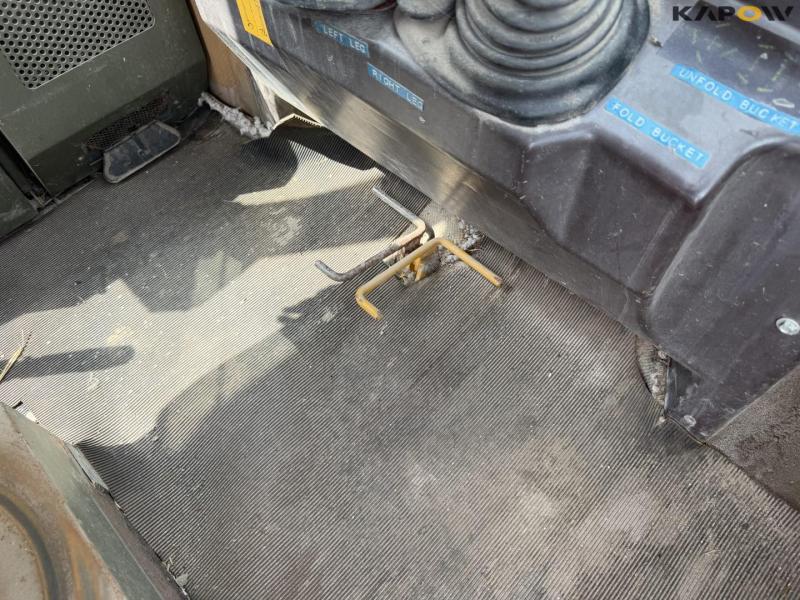 Hydrema 806 CLS backhoe loader 51
