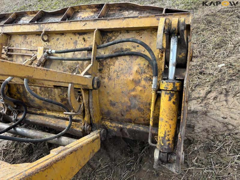 Hydrema 807 backhoe loader 16