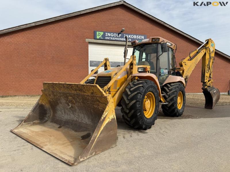 Hydrema 906C backhoe loader 1