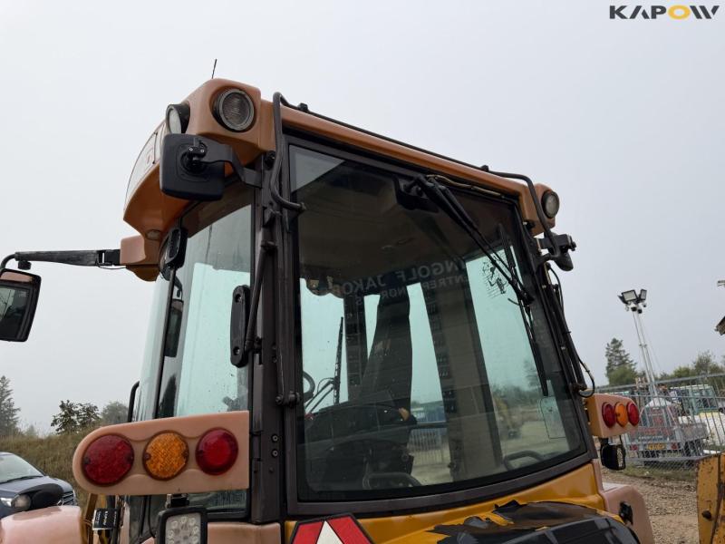 Hydrema 906D backhoe loader 28