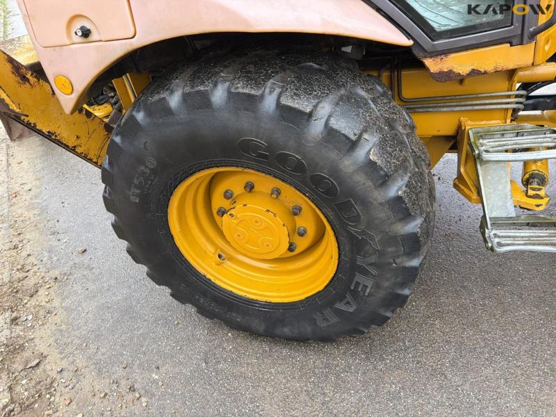 Hydrema 906D backhoe loader 90