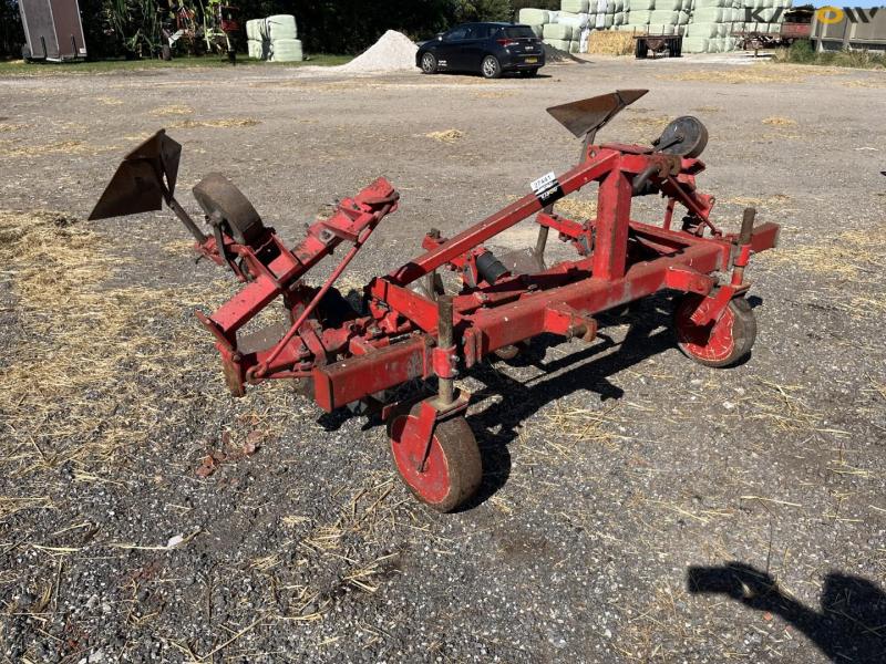 Hylleberg 4 row potato harrow 3