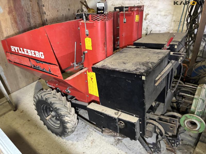 Hylleberg potato planter 2 rows 2