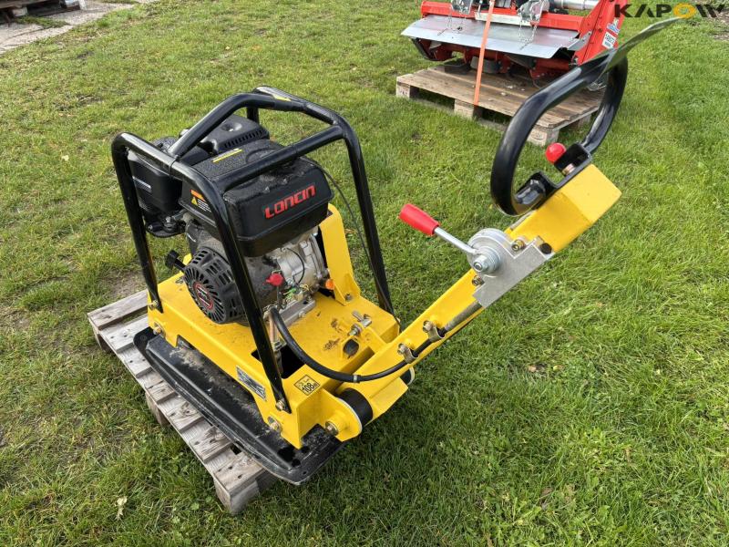 Hyundai plate vibrator 155 kg 6