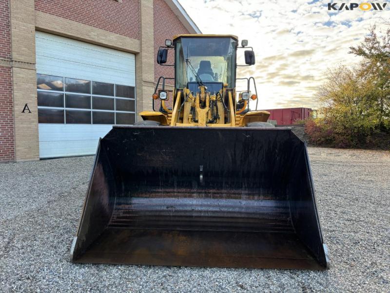 Hyundai HL757-7A wheel loader 2