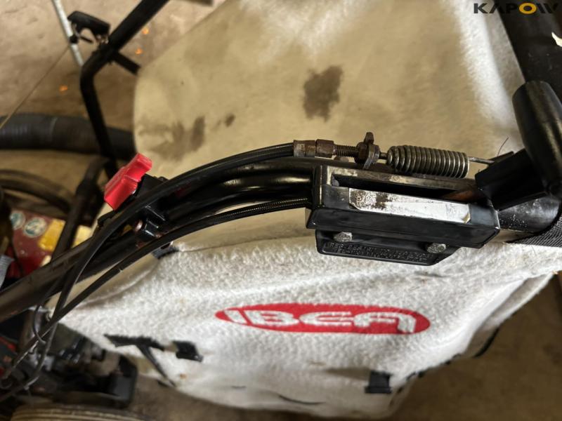 IBEA Turbo 70 leaf vacuum 16